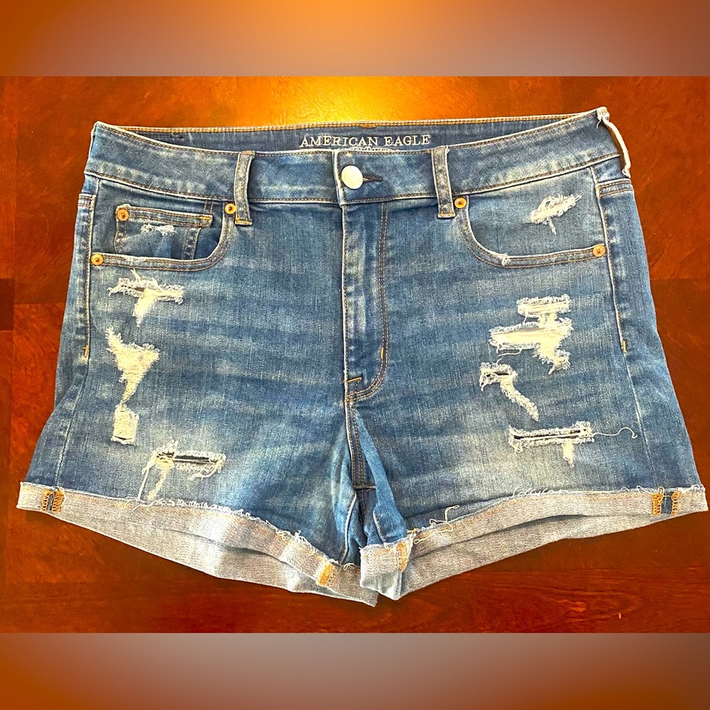 American Eagle super stretch hi-rise shortie blue jean shorts. Size 14.